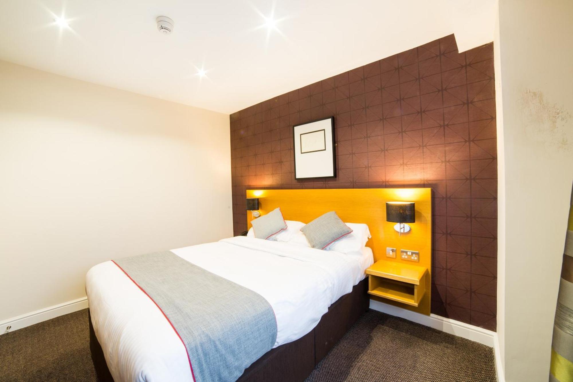 Oyo Imperial Hotel Barrow-in-Furness Eksteriør bilde